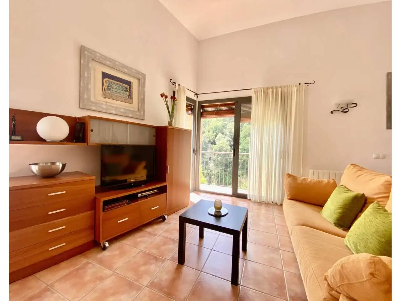 Sala d'estar de Dúplex en venda en Castellfollit de la Roca amb Calefacció, Terrassa i Moblat