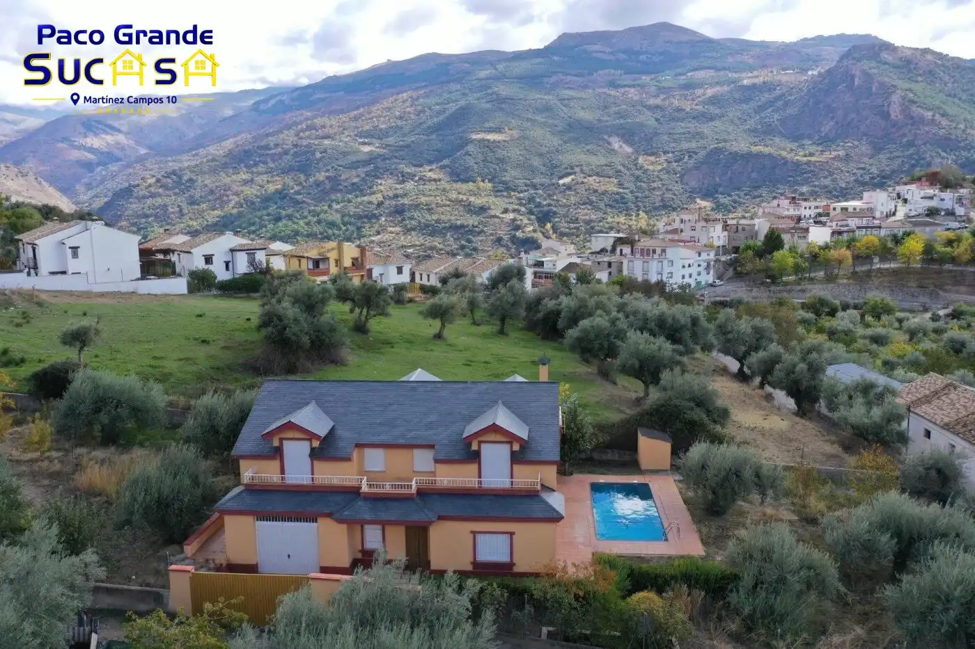 Vista exterior de Casa o chalet en venta en Güéjar Sierra con Jardín privado, Terraza y Piscina