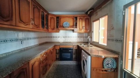 Foto 4 de Casa adosada en venta en Guadix, Granada
