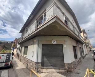 Vista exterior de Casa o xalet en venda en Sabadell amb Aire condicionat, Terrassa i Balcó