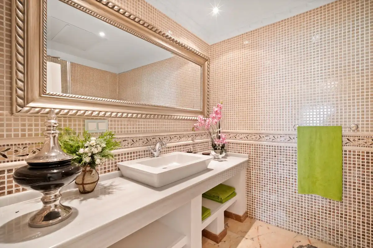 Chalet con piscina en venta en Benahavís pueblo, imagen 47