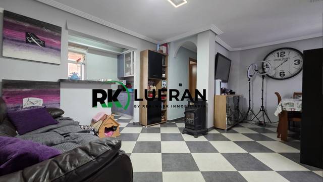 Piso en Venta en Calle ENRIQUE PEREZ CASCALES en Pla de Bon Repós