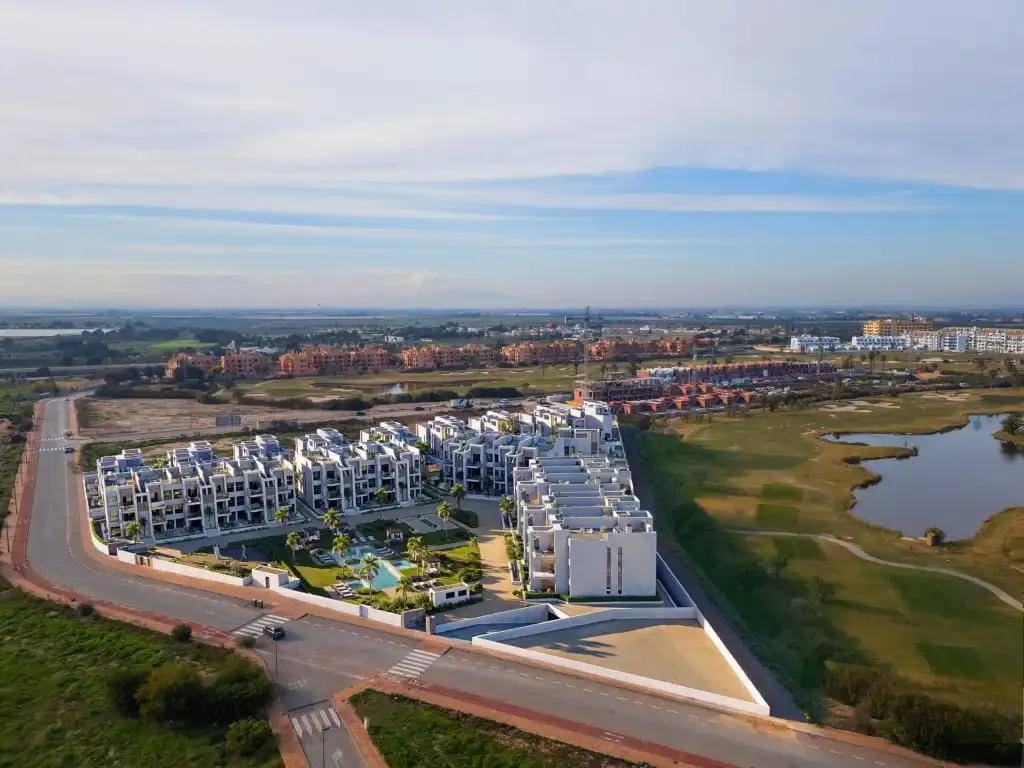 Apartment with pool for sale in Las Lomas de Rame - Bahía Bella, imagen 2