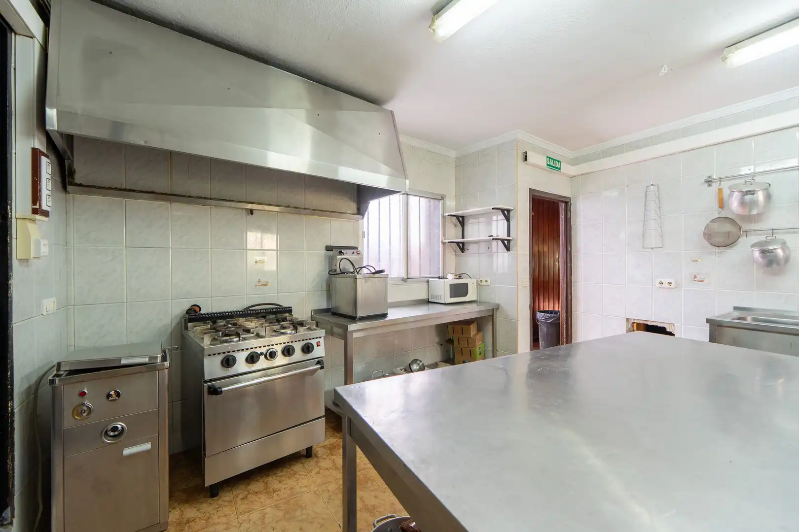 Business premises for sale in Barrio SALADO, imagen 13