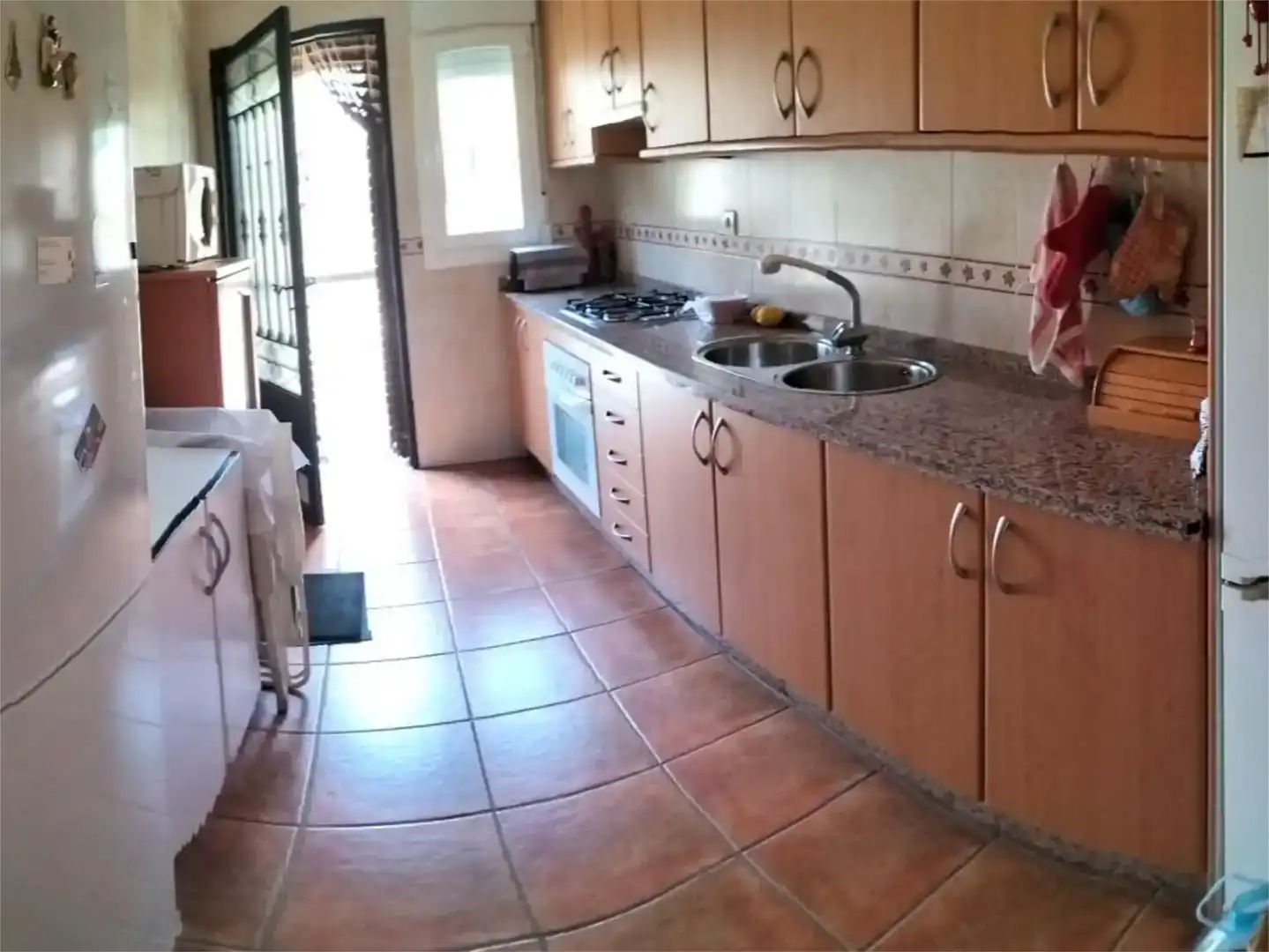 Cuina de Casa adosada en venda en Pedroso de Acim amb Aire condicionat