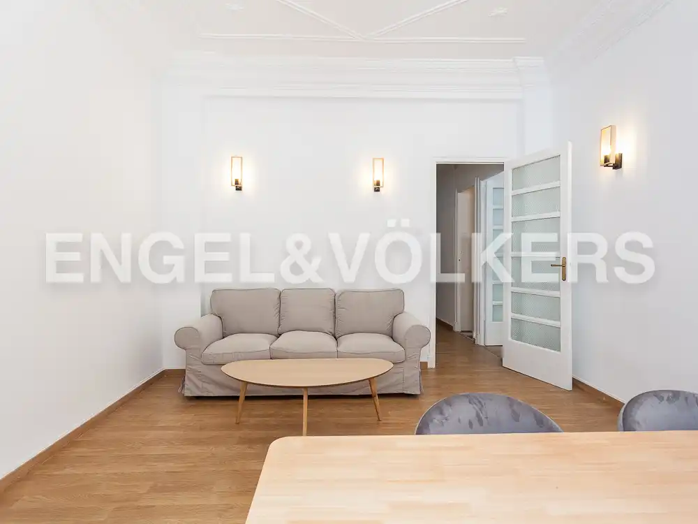 Living room of Flat for rent in Valencia  with Heating, Parquet flooring and Terrace