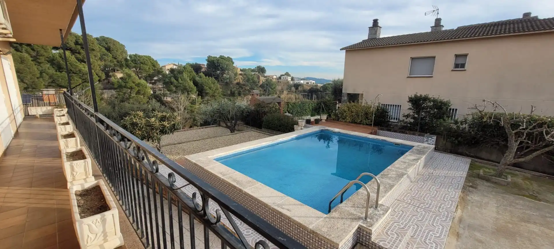 Piscina de Casa o xalet en venda en Viladecavalls amb Calefacció, Terrassa i Traster