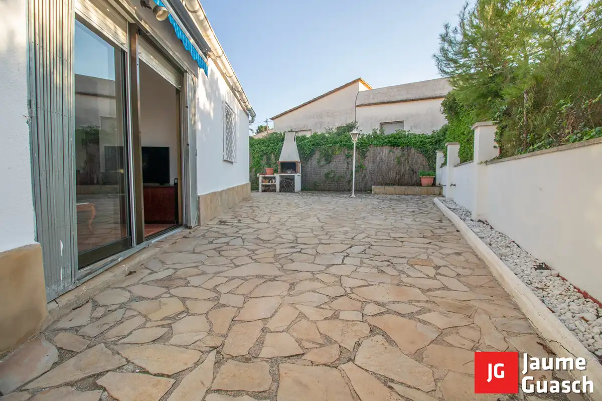 Terrassa de Casa o xalet en venda en Torredembarra amb Aire condicionat, Calefacció i Jardí privat