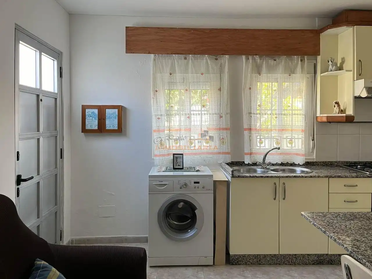 Cuina de Casa o xalet en venda en Ferrol amb Calefacció i Jardí privat