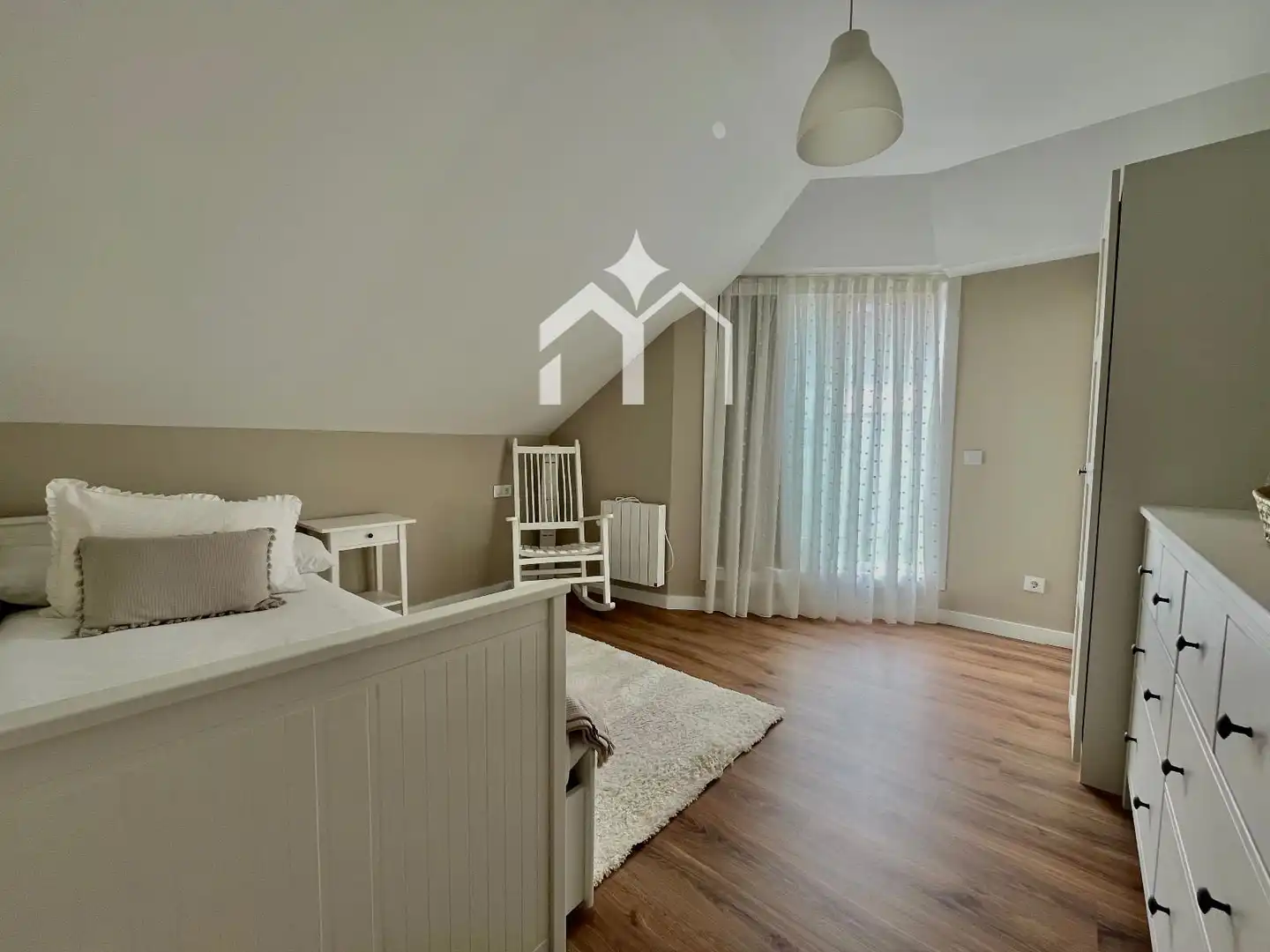 Schlafzimmer von Maisonette zum Verkauf in Moaña mit Heizung, Terrasse und Möbliert