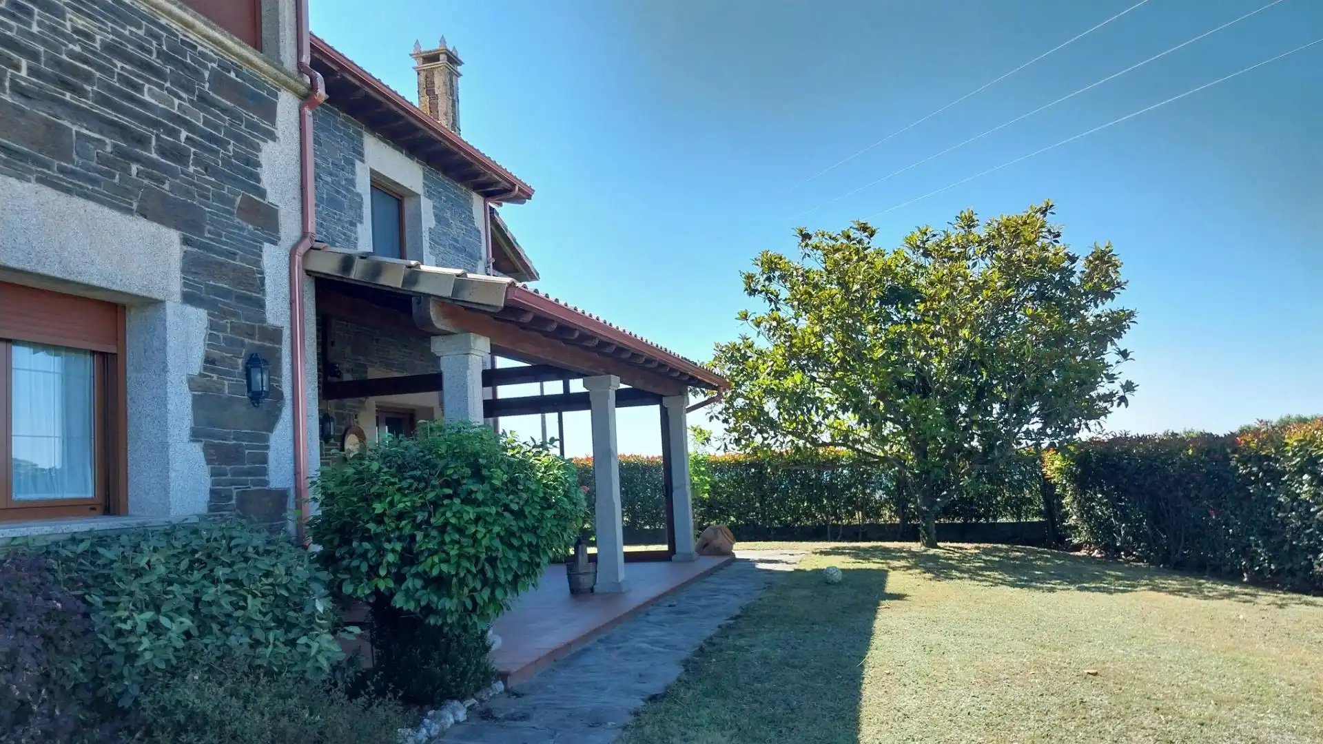Garden of Houses for sale in Laza  with Private garden, Terrace and Furnished