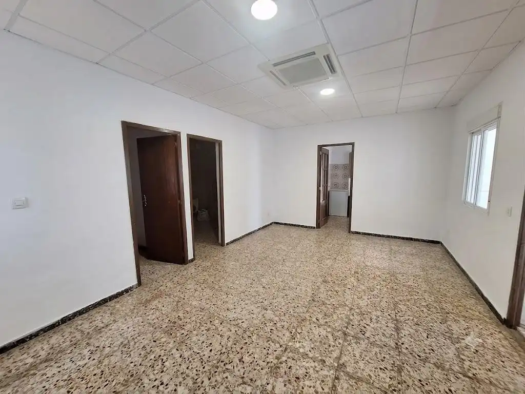 Casa o xalet en venda en Monóvar  / Monòver amb Aire condicionat, Calefacció i Jardí privat