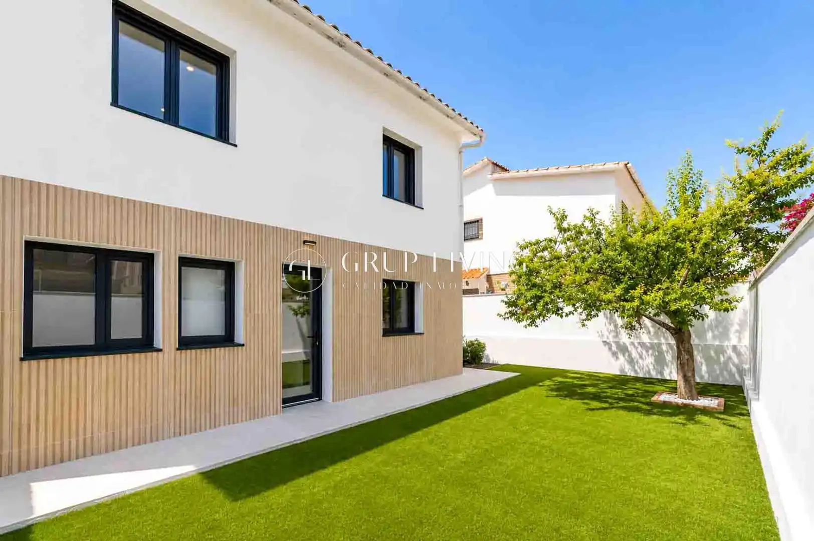 Vista exterior de Casa o chalet en venta en Sant Pere de Ribes con Calefacción
