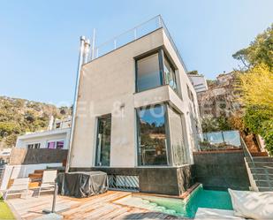 Vista exterior de Casa o xalet de lloguer en  Barcelona Capital amb Aire condicionat, Calefacció i Jardí privat
