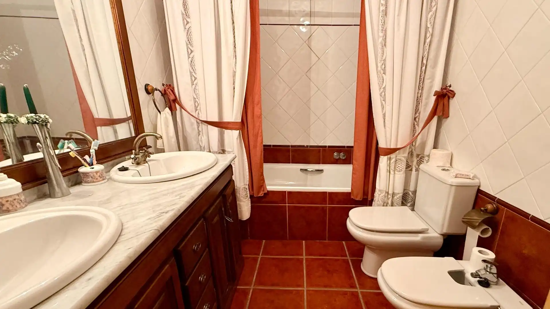 Baño de Casa o chalet en venta en Lastras de Cuéllar con Calefacción, Jardín privado y Terraza