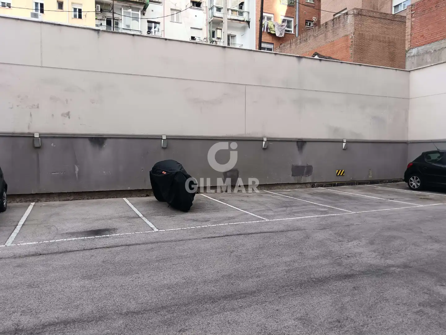 Aparcament de Garatge en venda en Madrid