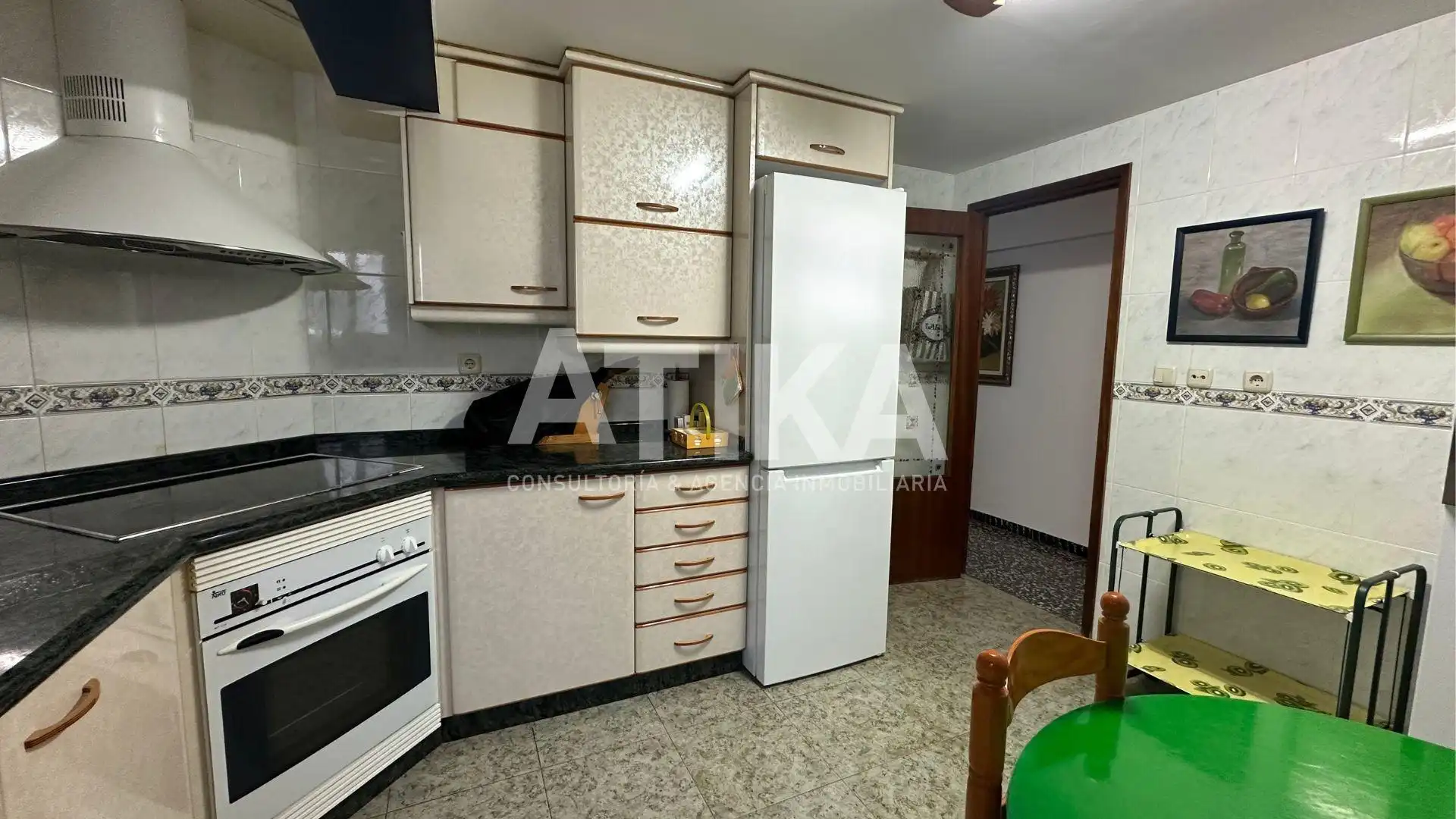 Küche von Wohnung zum Verkauf in Ontinyent mit Klimaanlage, Heizung und Terrasse