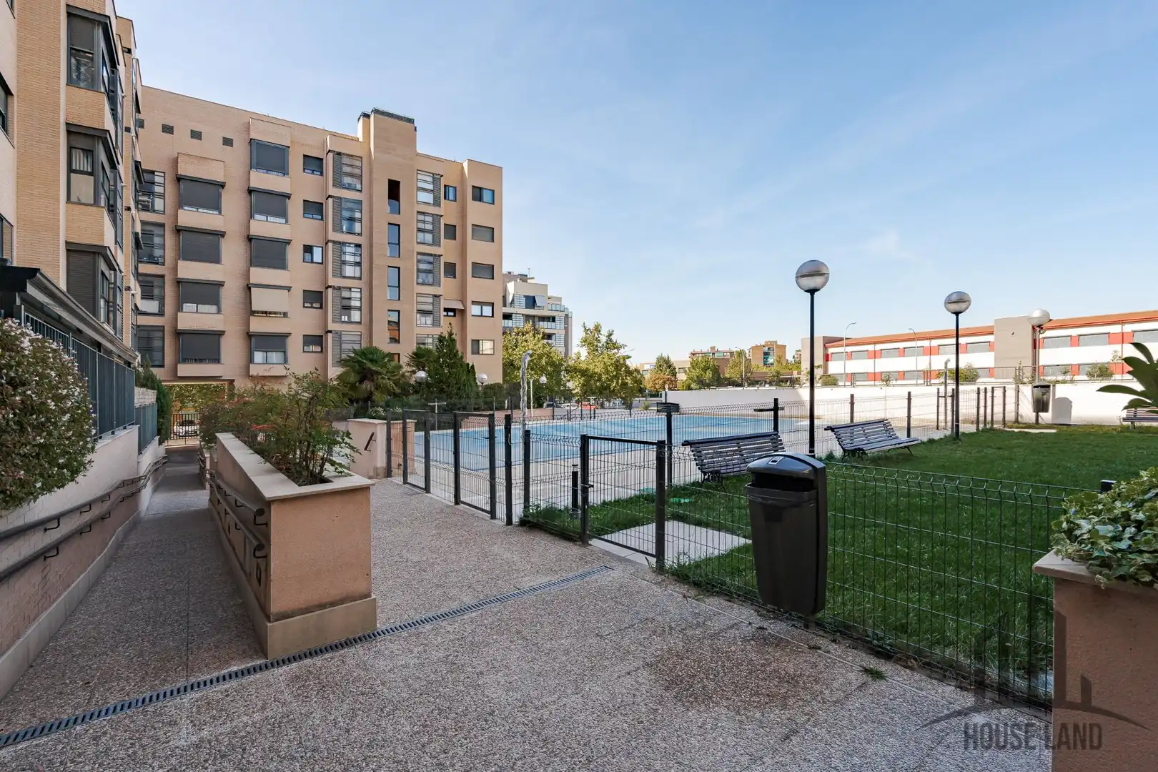 Vista exterior de Piso en venta en Madrid con Aire acondicionado, Calefacción y Trastero