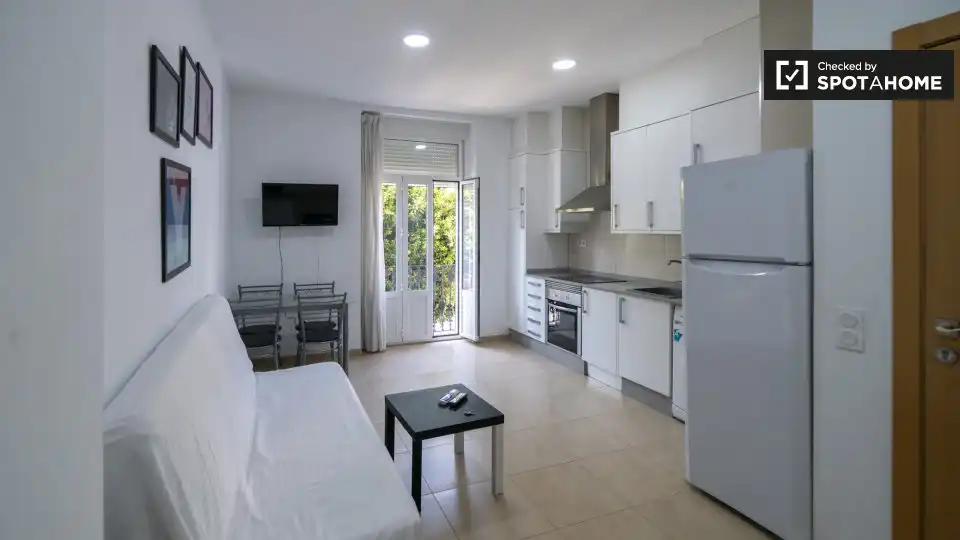 Cocina de Piso de alquiler en Valencia con Aire acondicionado, Calefacción y Amueblado