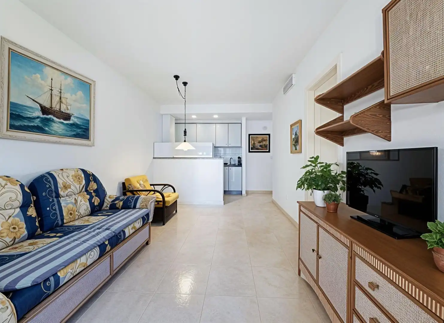 Sala d'estar de Apartament en venda en Calpe / Calp amb Calefacció, Balcó i Piscina comunitària