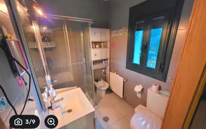 Bany de Casa o xalet en venda en Ourense Capital  amb Calefacció, Parquet i Traster