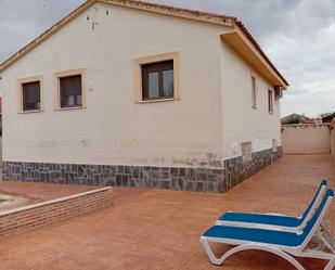 Casa o xalet en venda a Calle San Ildefonso, Cobisa