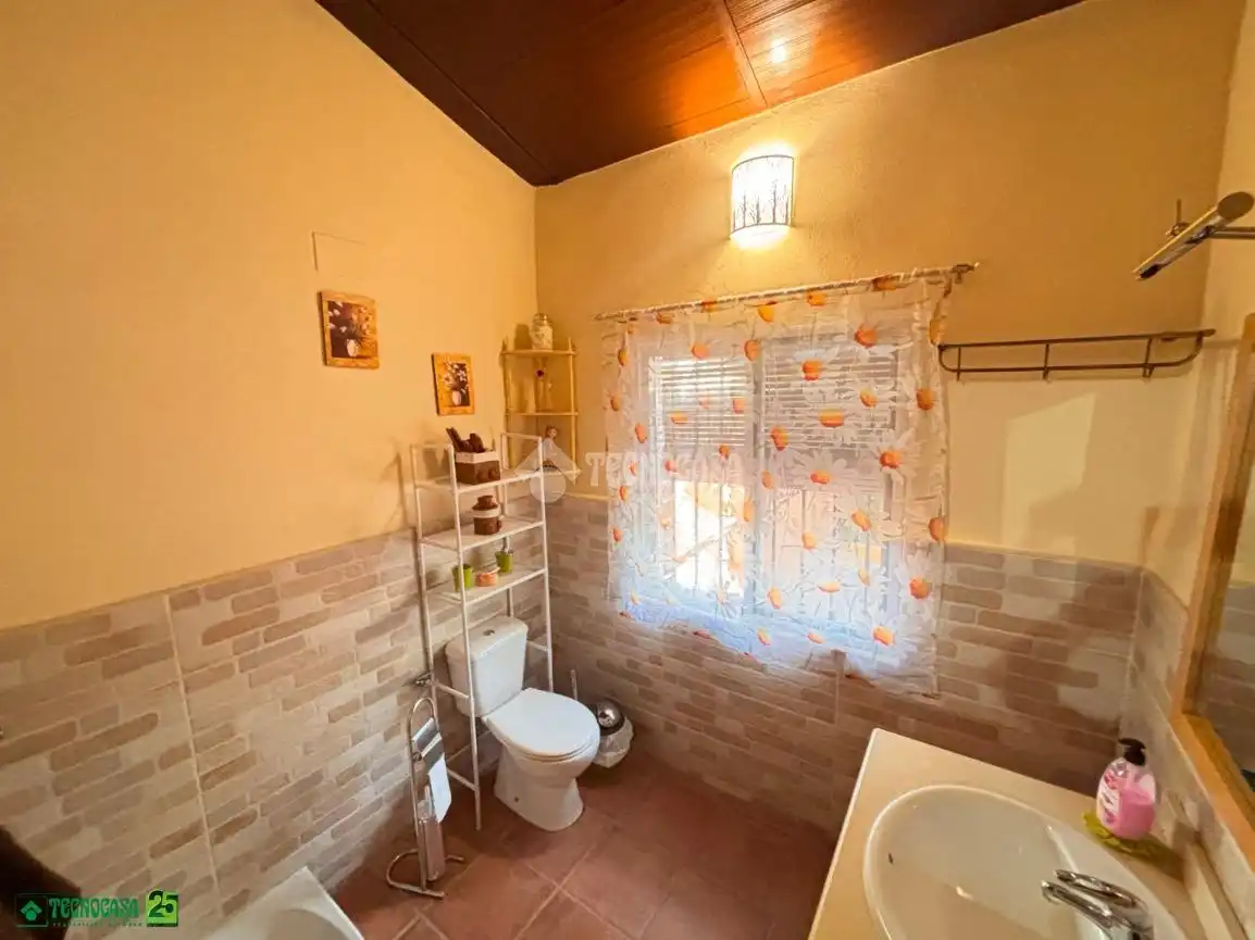 Baño de Finca rústica en venta en Manzanares con Aire acondicionado