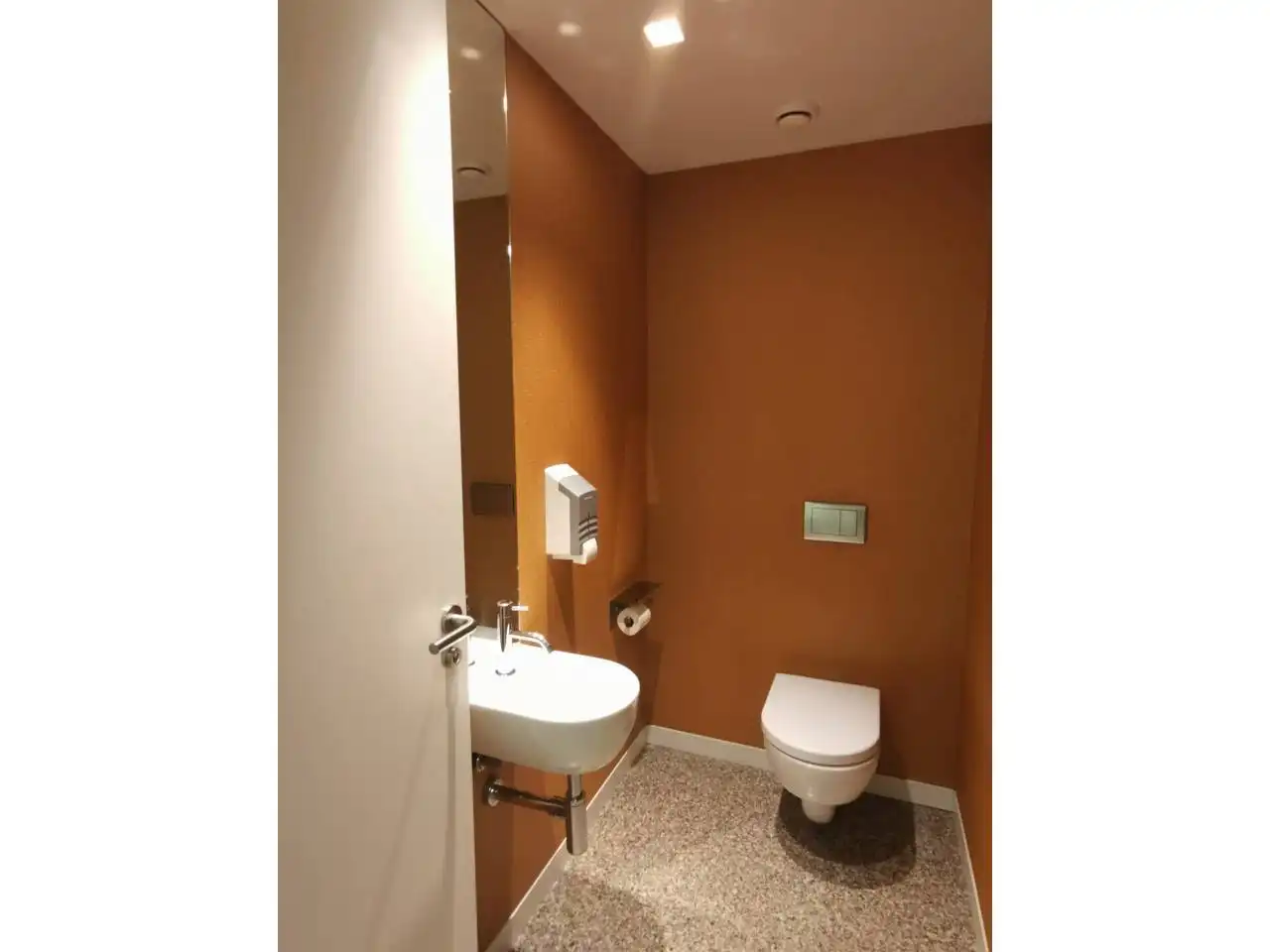 Baño de Oficina en venta en Valencia con Aire acondicionado y Calefacción