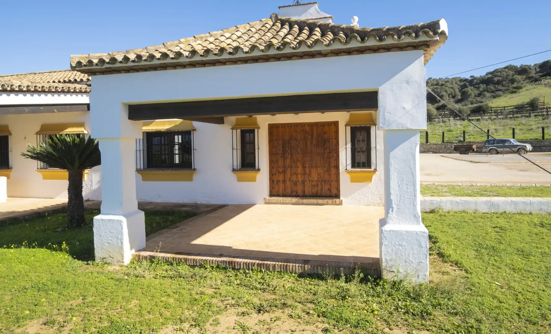 Vista exterior de Finca rústica en venda en San Martín del Tesorillo amb Aire condicionat, Jardí privat i Terrassa