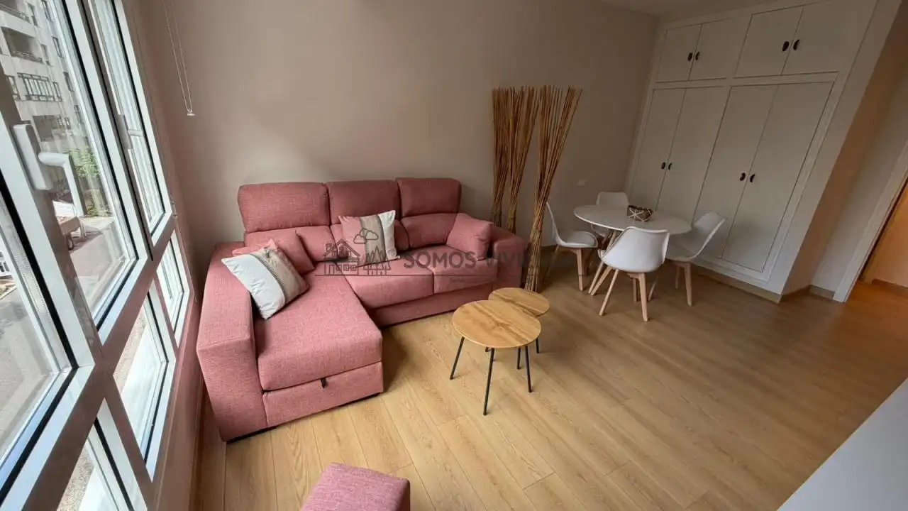 Wohnung mit Aufzug zur Miete in Celso Emilio Ferreiro, imagen 2