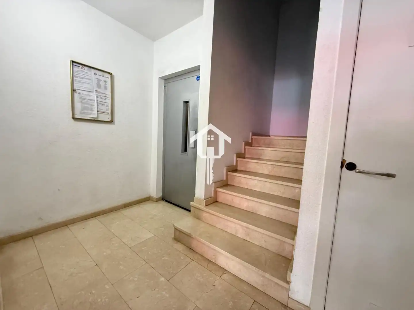Piso con ascensor en venta en Calle REYES CATOLICOS, imagen 46