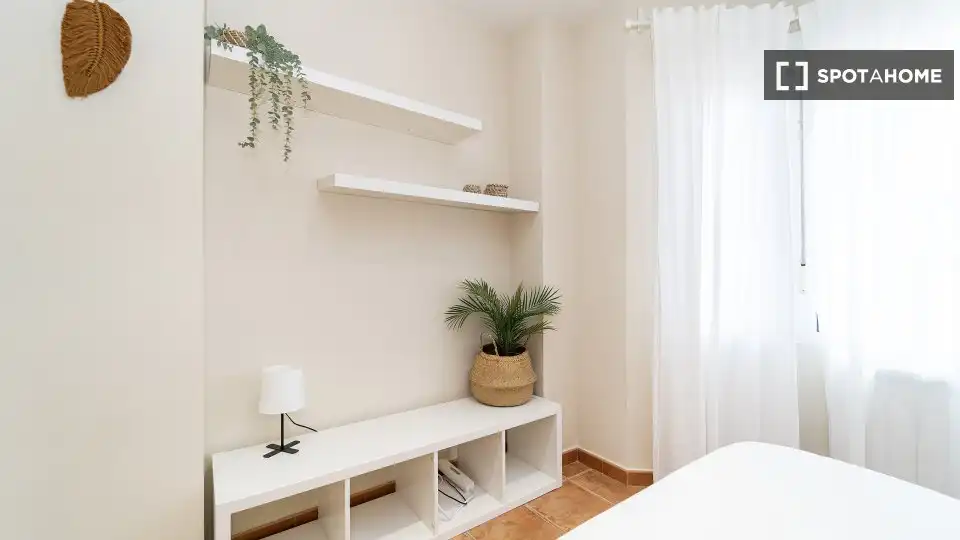 Habitación en Sevilla la Nueva