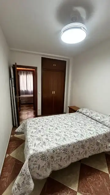 Bedroom of Flat for rent in Córdoba  with Air Conditioner, Heating and Furnished