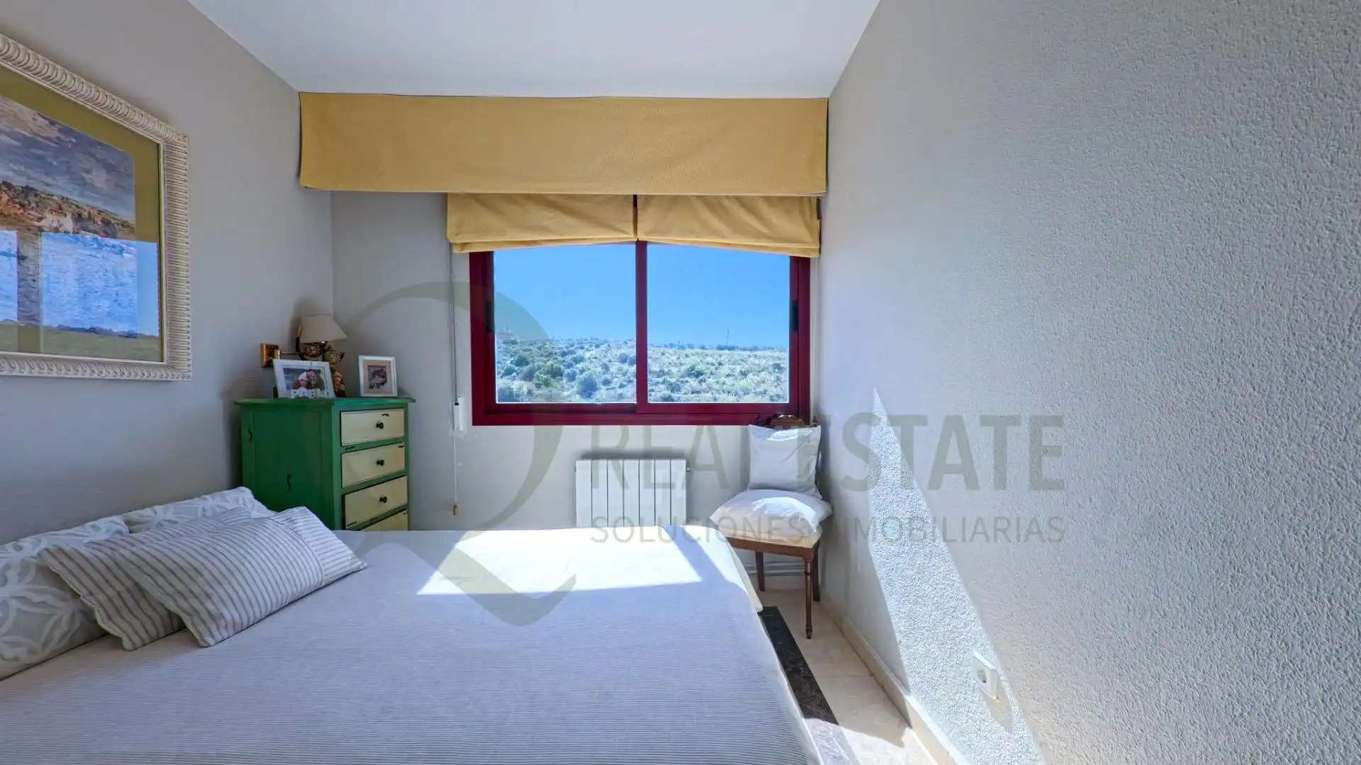 Dormitori de Casa adosada en venda en Alicante / Alacant amb Calefacció, Jardí privat i Terrassa
