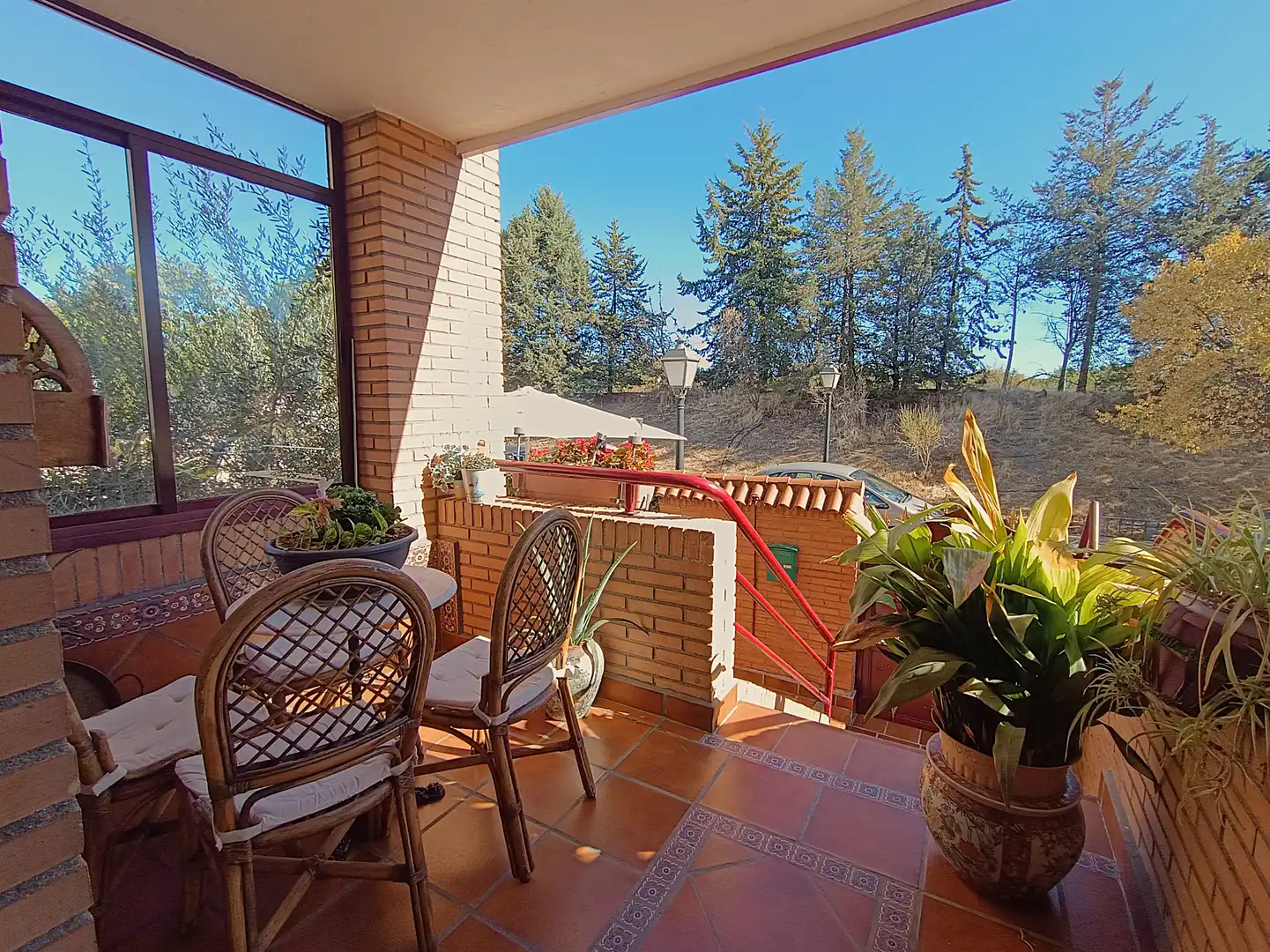 Casa adosada en venta en Valderas - Los Castillos