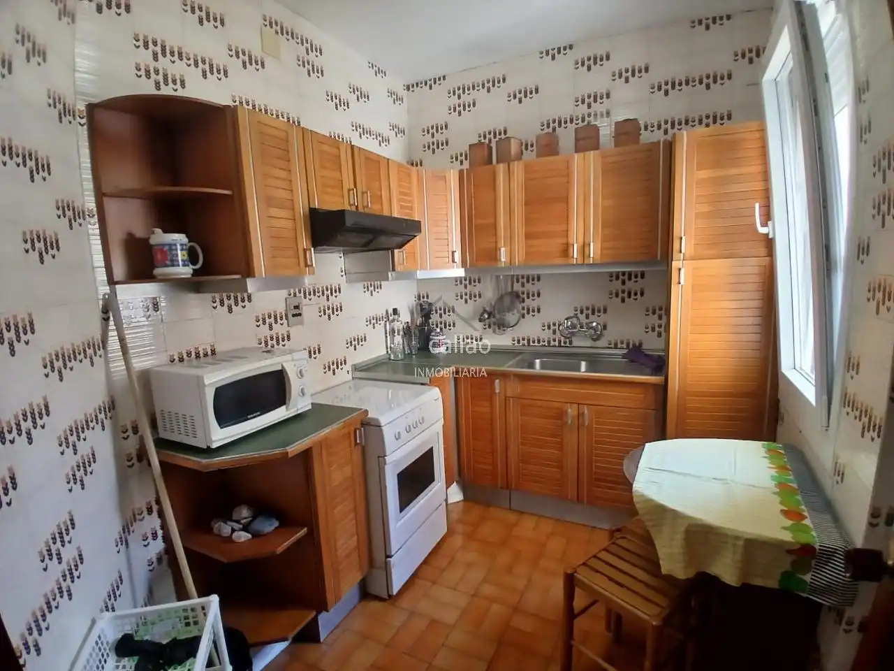 Cocina de Piso de alquiler en Ferrol con Calefacción y Amueblado