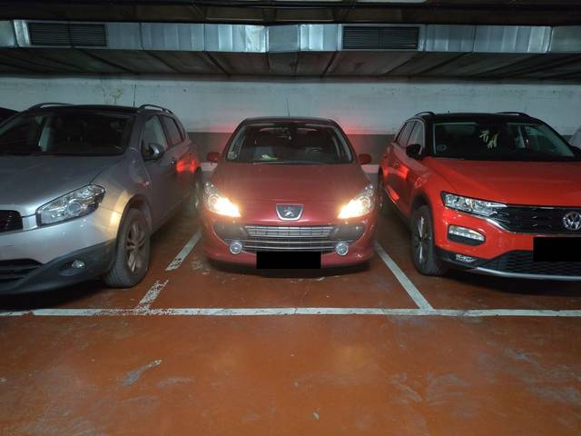 Garaje en Venta en Carrer de l'Harmonia, 7 en Montbau