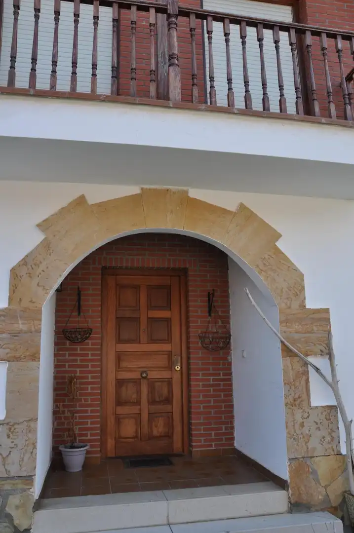 Casa o chalet en venta en Castro-Urdiales con Calefacción, Jardín privado y Terraza