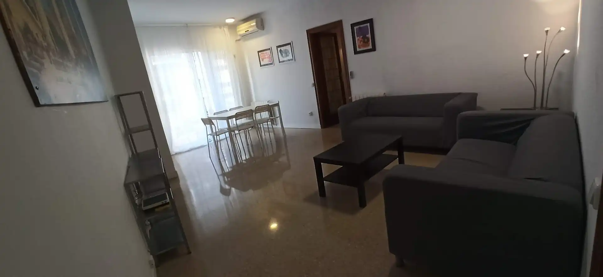Wohnzimmer von Wohnung zur untervermieten in Barcelona mit Klimaanlage, Heizung und Möbliert