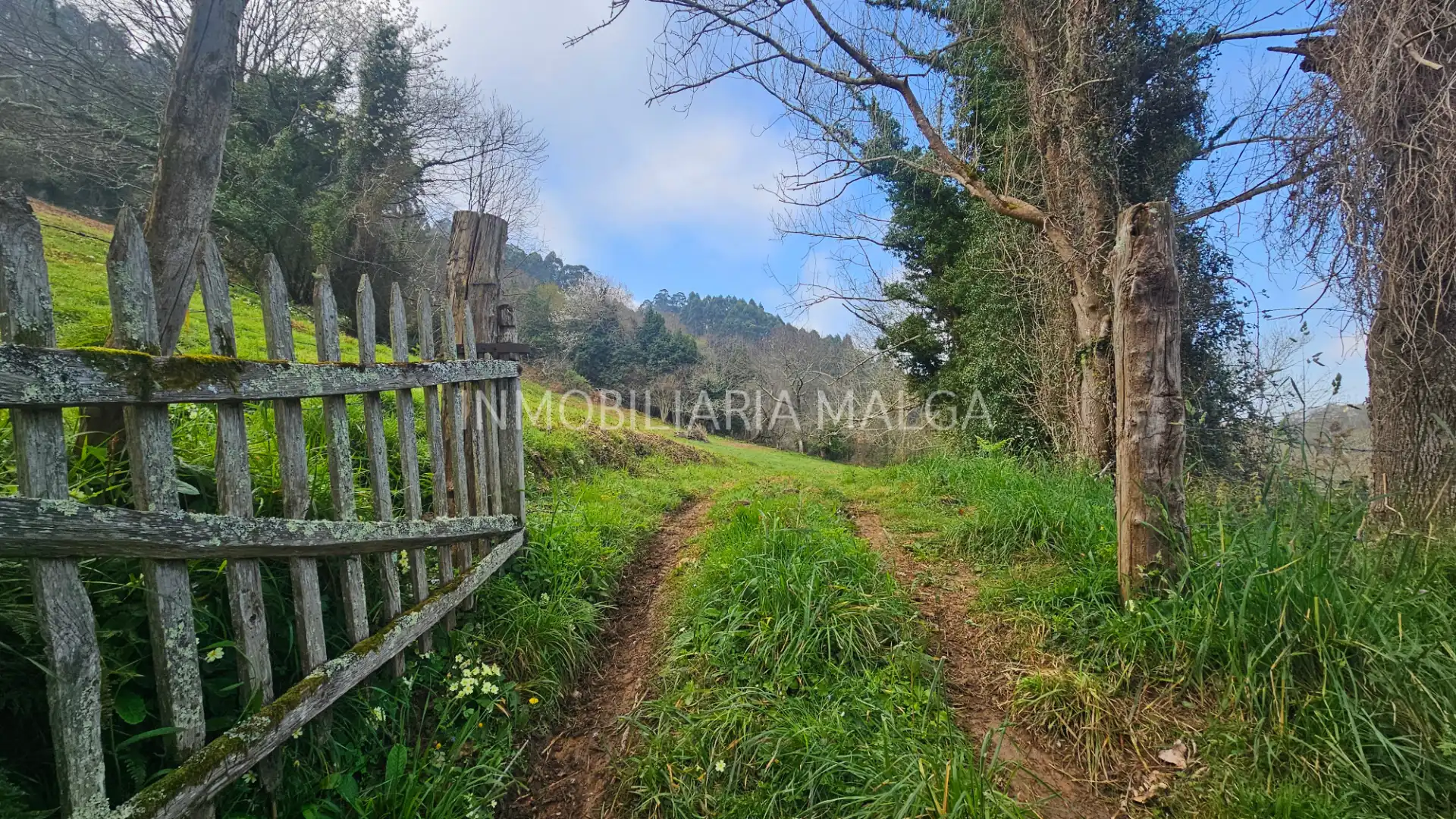 Residential for sale in Caravia