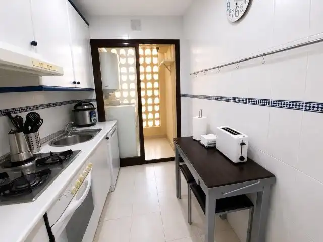Piso de alquiler en San Luis de Sabinillas