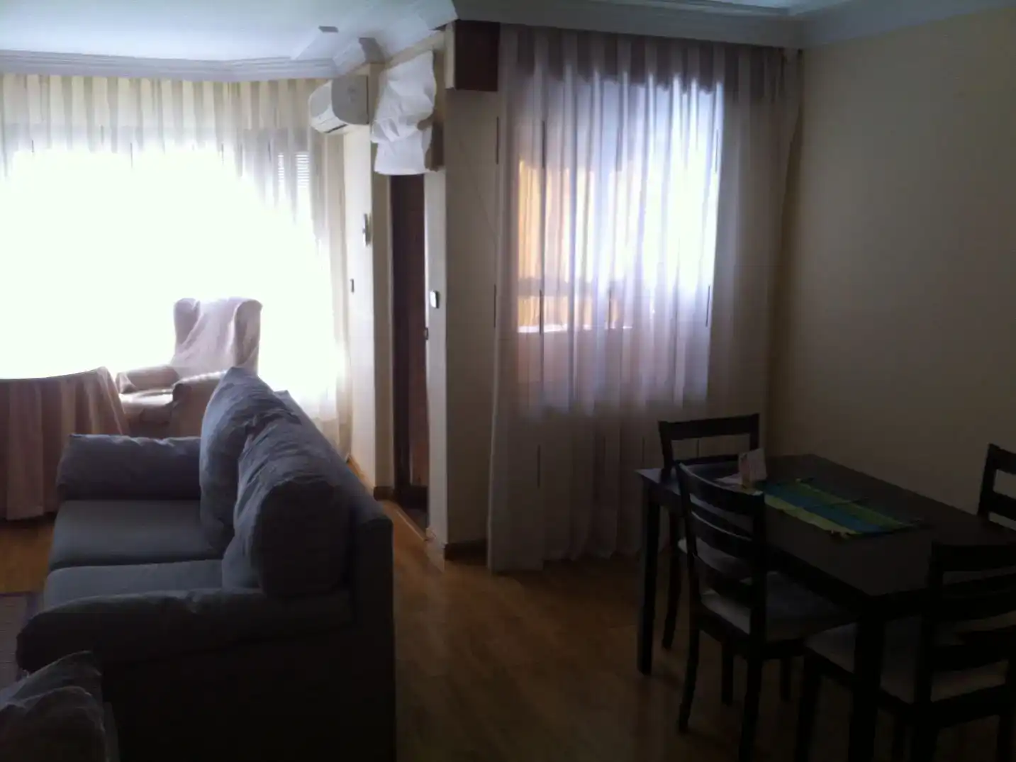 Wohnzimmer von Wohnung zur Miete in  Albacete Capital mit Klimaanlage und Balkon