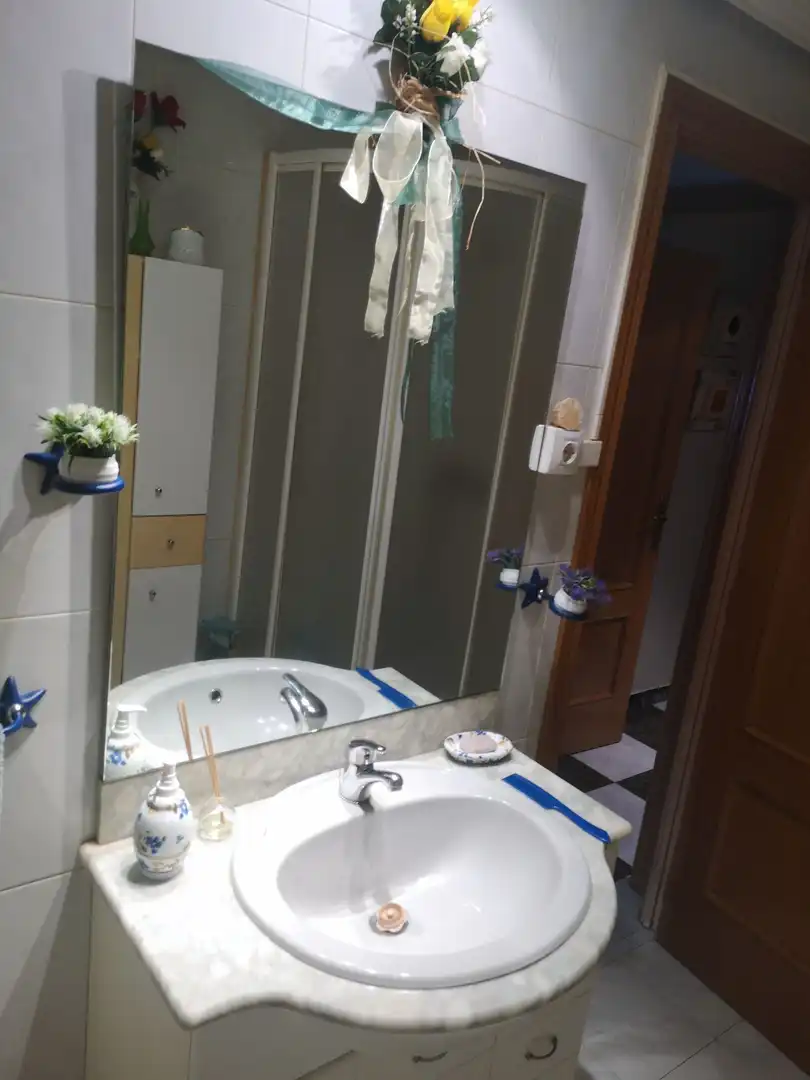 Baño de Piso en venta en Mondéjar con Aire acondicionado y Calefacción