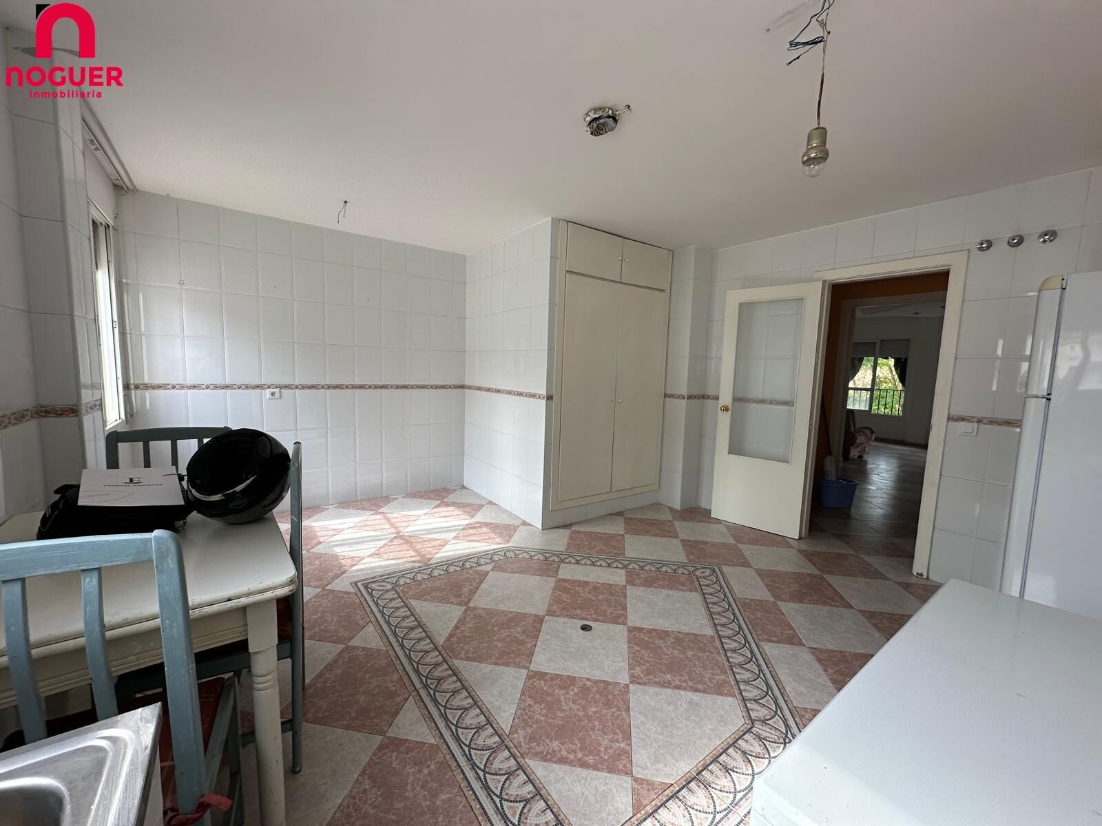 Cocina de Piso en venta en Priego de Córdoba con Jardín privado, Balcón y Piscina comunitaria
