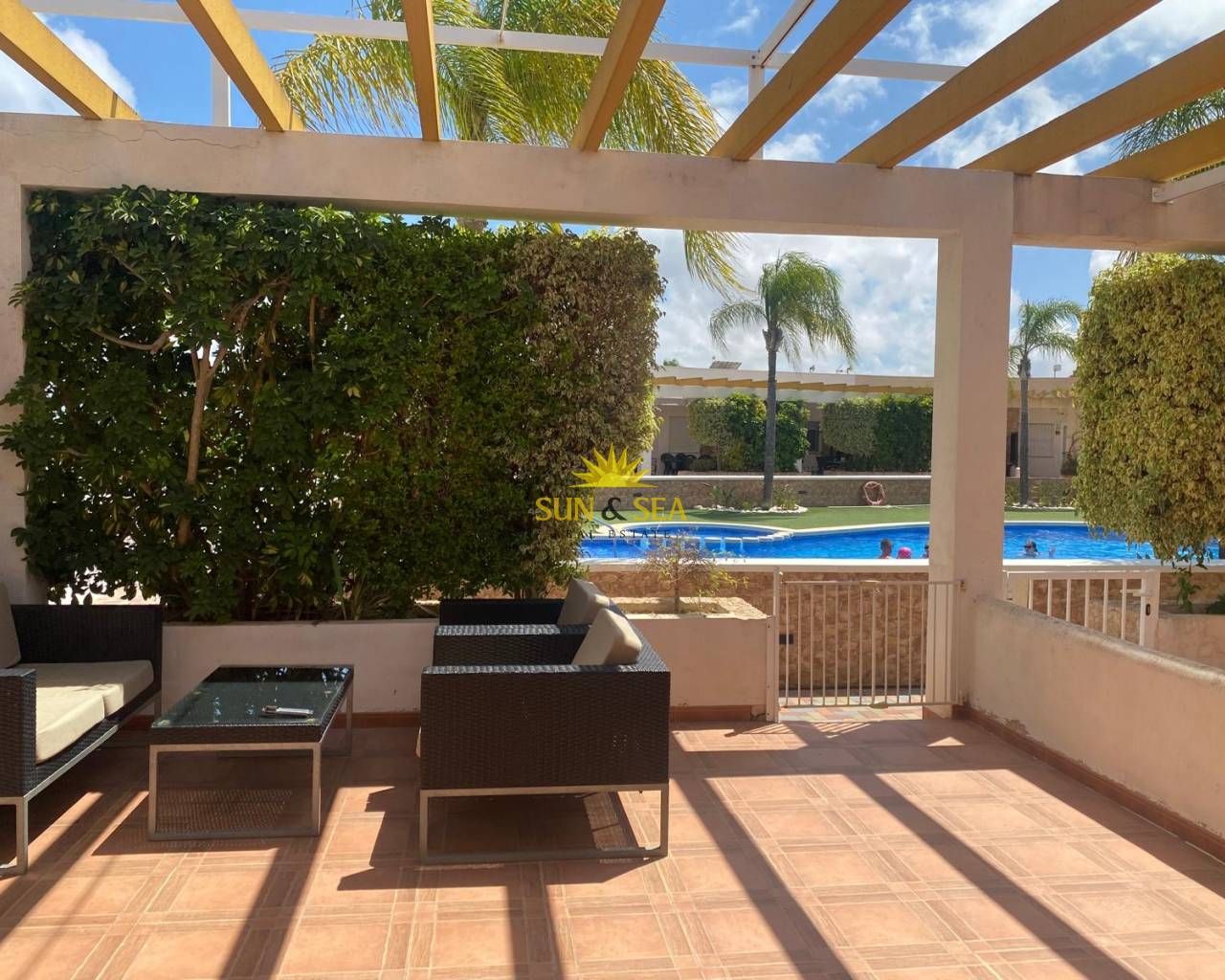 Terrassa de Casa o xalet en venda en Pilar de la Horadada amb Aire condicionat, Calefacció i Jardí privat