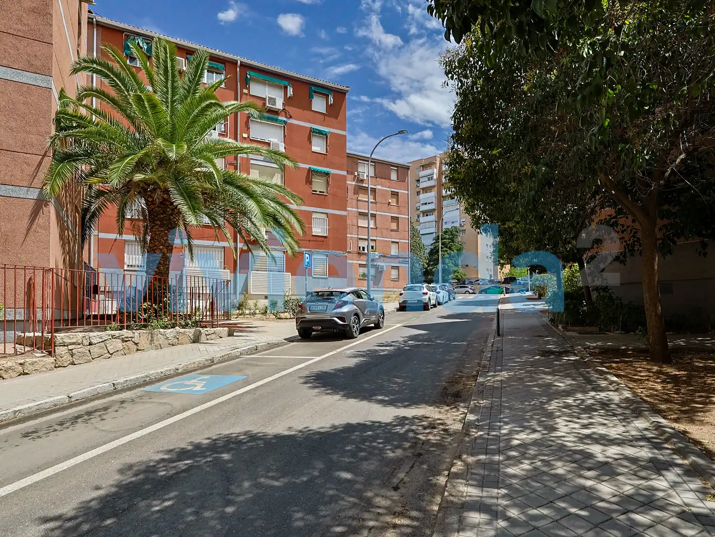Vista exterior de Pis en venda en Madrid amb Aire condicionat