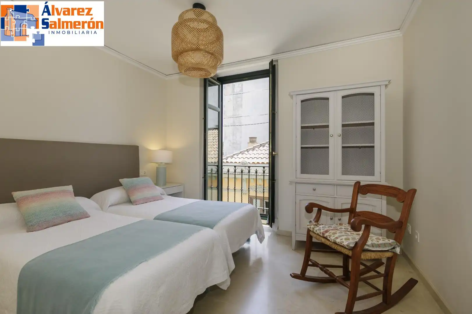Apartament amb ascensor en venda a Calle Gran Vía de Colón #46 4º, imagen 9