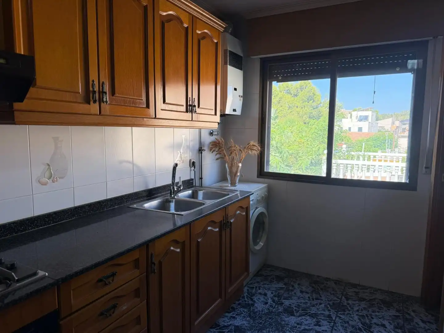 Cocina de Piso en venta en Guardamar del Segura con Aire acondicionado, Terraza y Trastero
