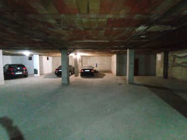 Doble en venda a Calle Benedicto Antequera