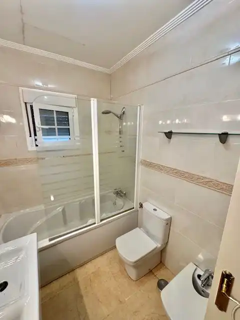 Bathroom of Residential for sale in Sevilla